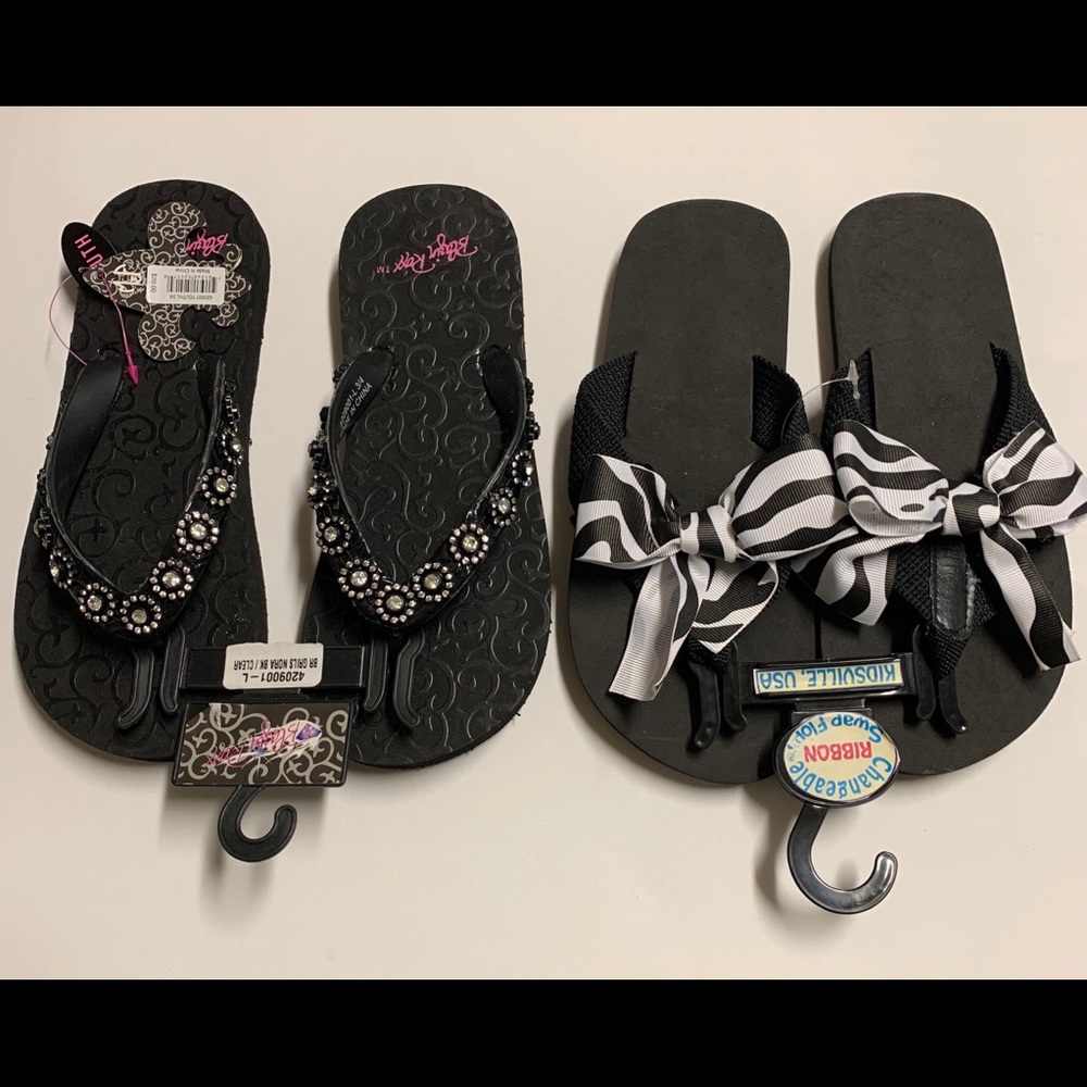 Flip Flops Girls size Large NWT